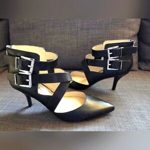 Michael Kors Black Pointed Heals. Size 8